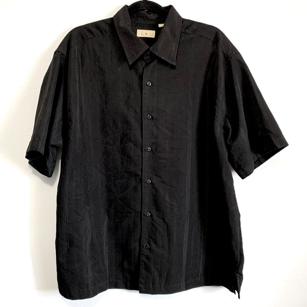 Royal Palm Classic Buttoned Short Sleeves Shirt